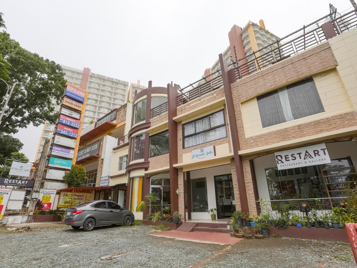 Oyo 759 Royal South Garden Suites Tagaytay City Buitenkant foto